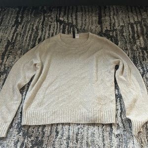 Long sleeve sweater
